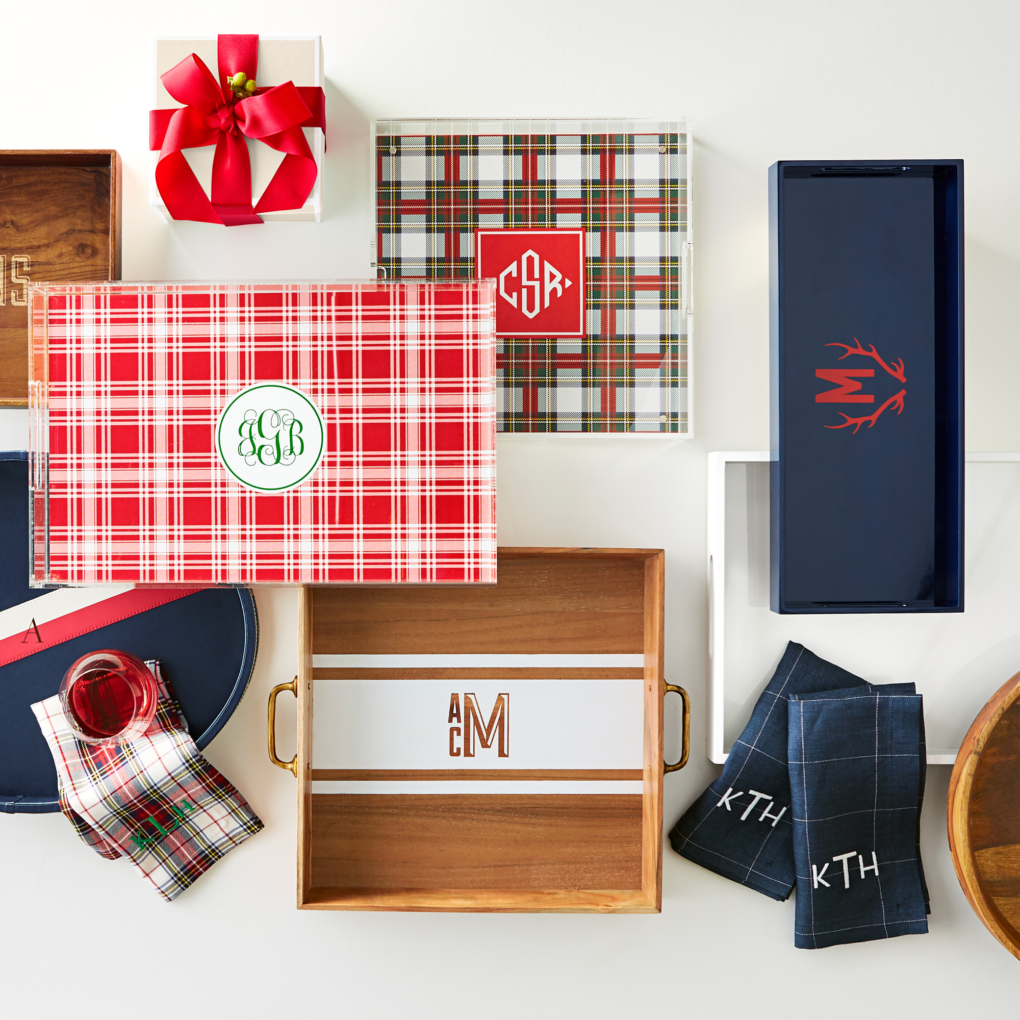 Personalized Gifts For Him Mark And Graham Make Holiday Moments More Meaningful With A Monogram